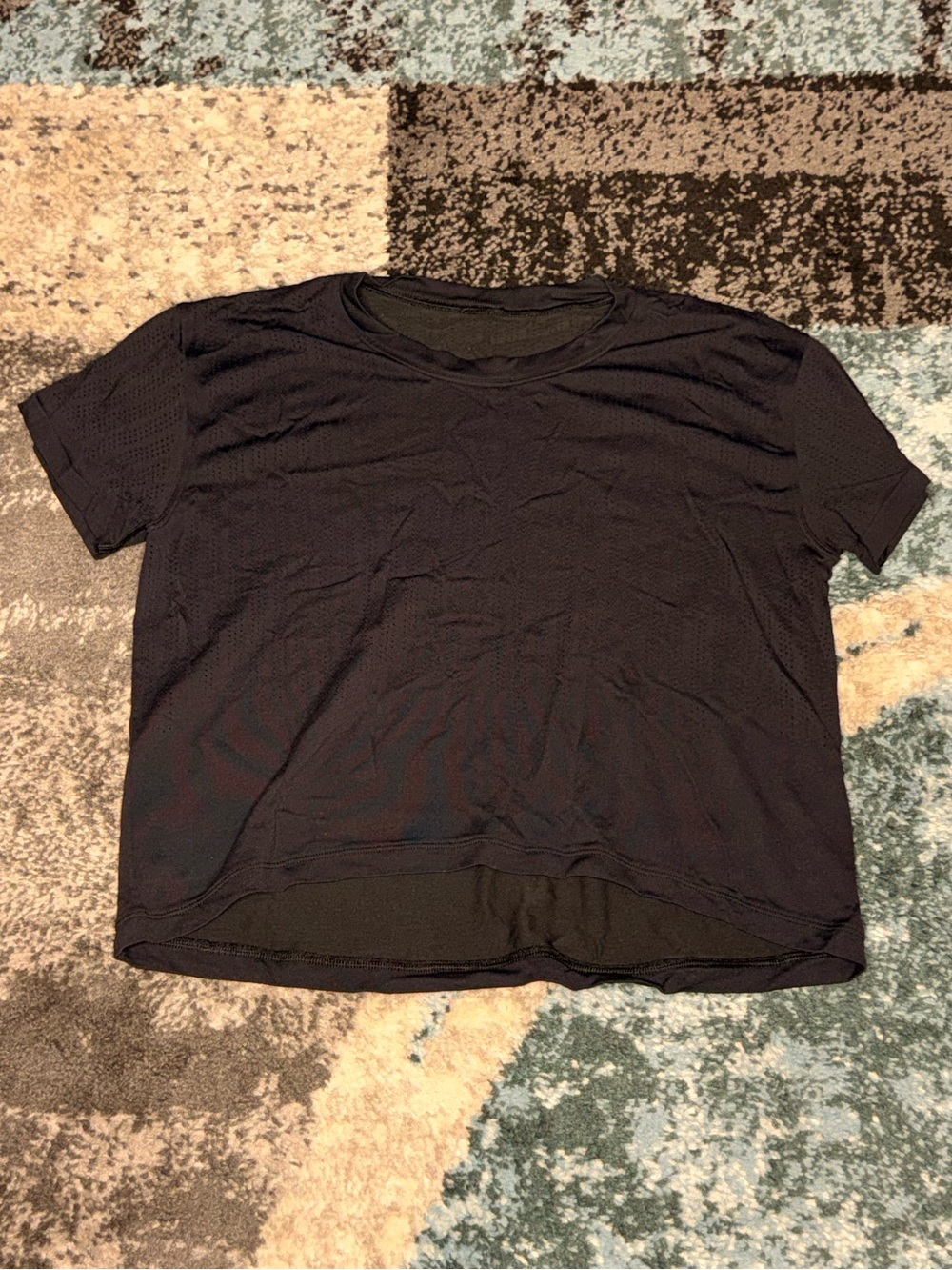 Lululemon breathable shirt